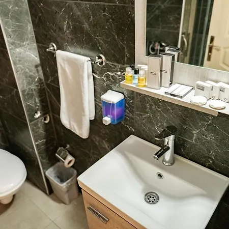 Konur Hotel
